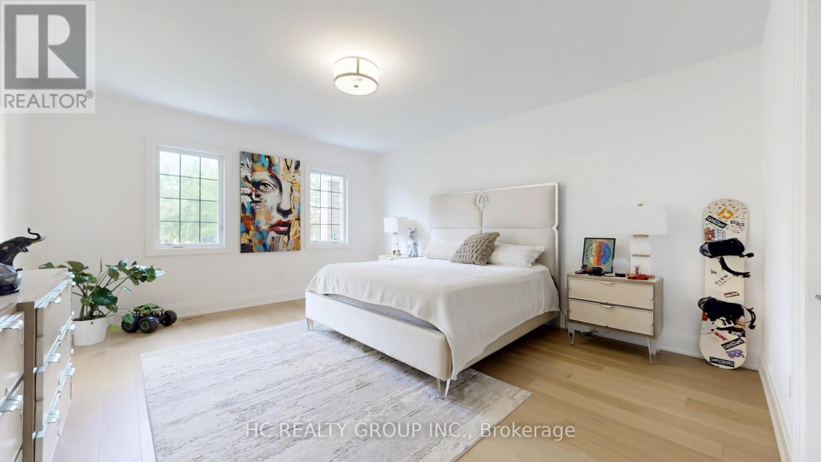 Photo 30 of 18 Denham Drive, Richmond Hill ON