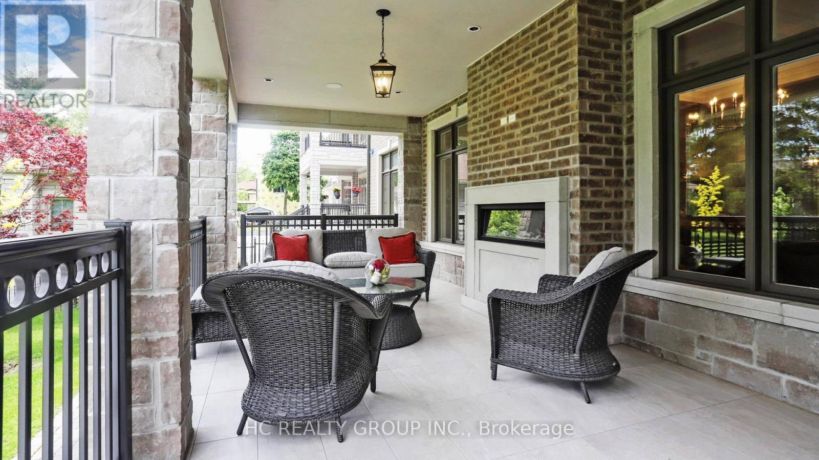 Photo 45 of 18 Denham Drive, Richmond Hill ON