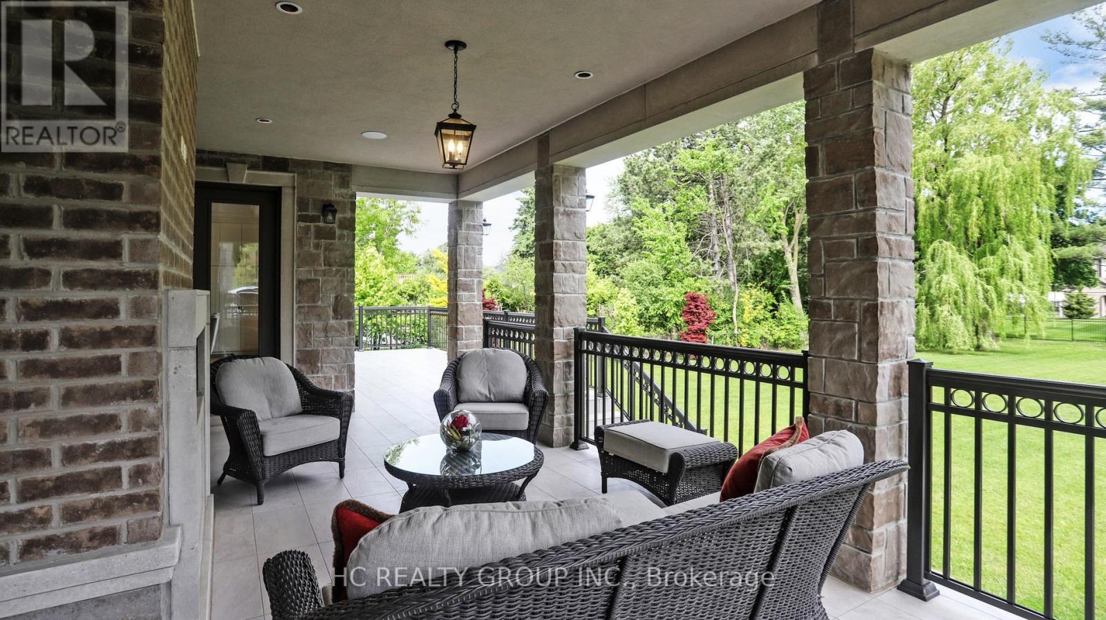 Photo 46 of 18 Denham Drive, Richmond Hill ON