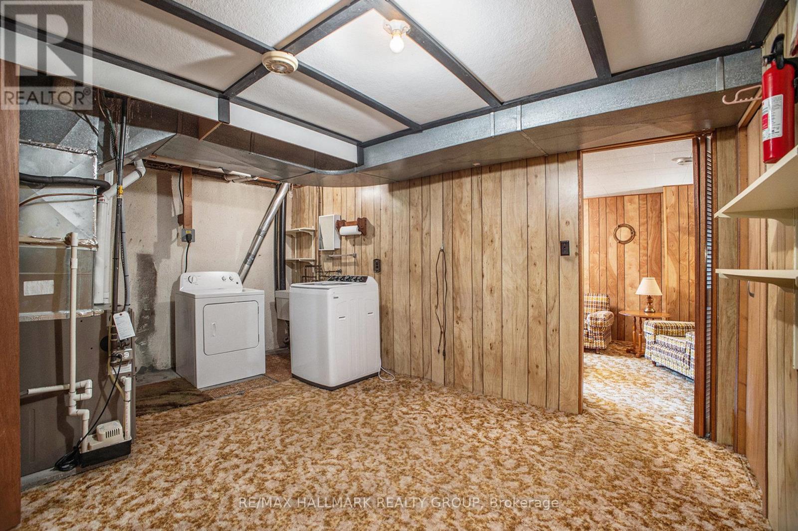 Photo 27 of 618 La Verendrye Drive, Ottawa ON