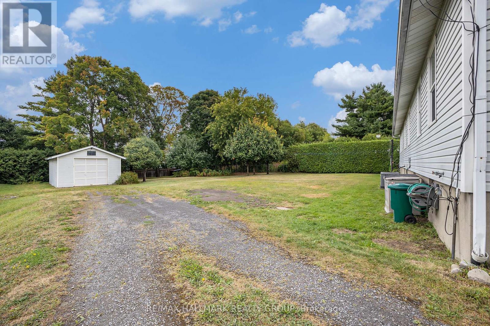 Photo 17 of 3533 Innes Road, Ottawa ON