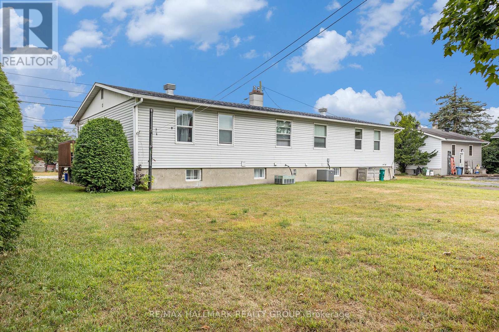 Photo 18 of 3533 Innes Road, Ottawa ON
