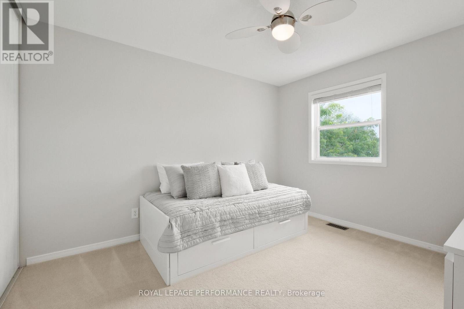 Photo 32 of 1038 Fieldfair Way, Ottawa ON