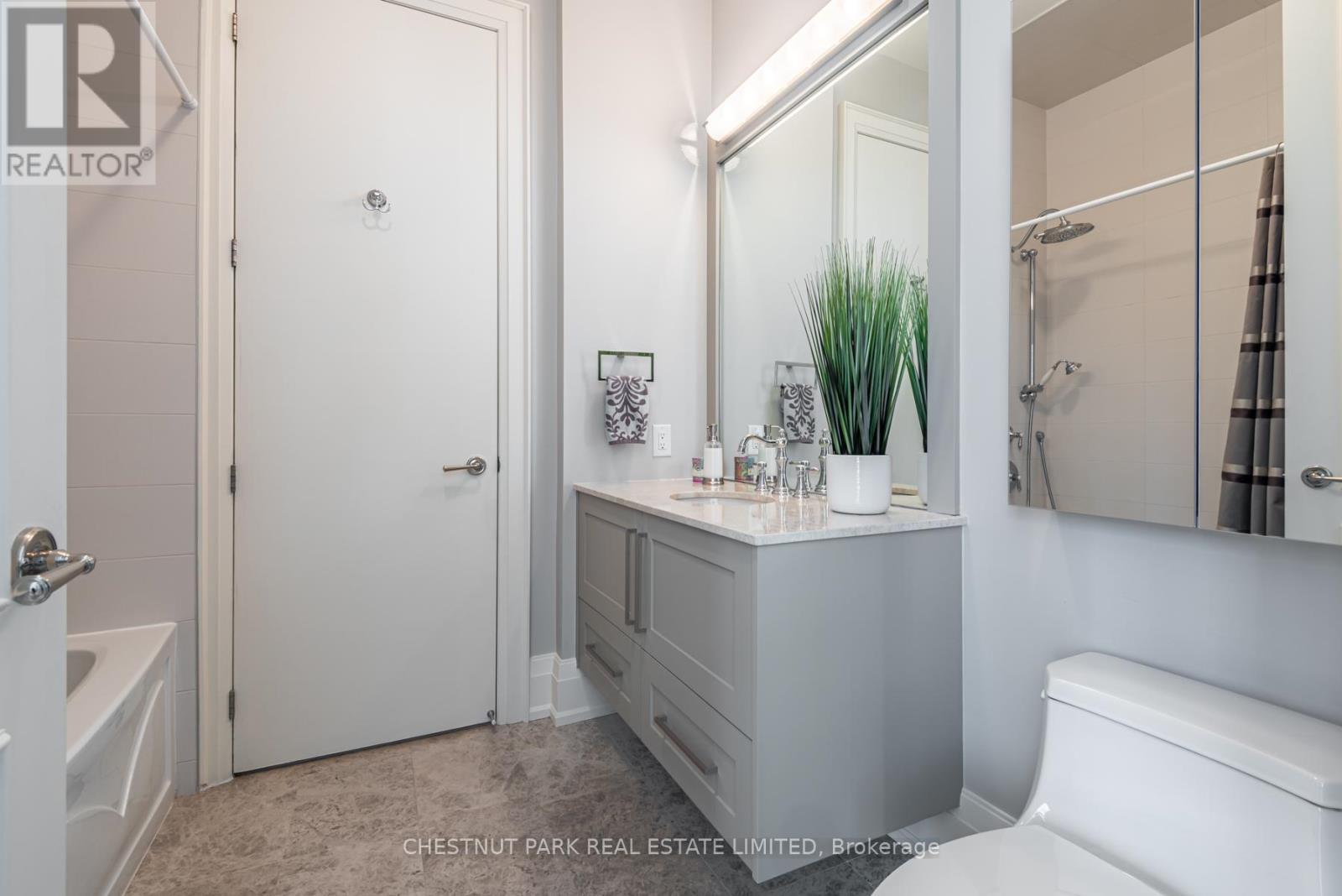 Photo 22 of Ph 1 60 Berwick Avenue, Toronto ON