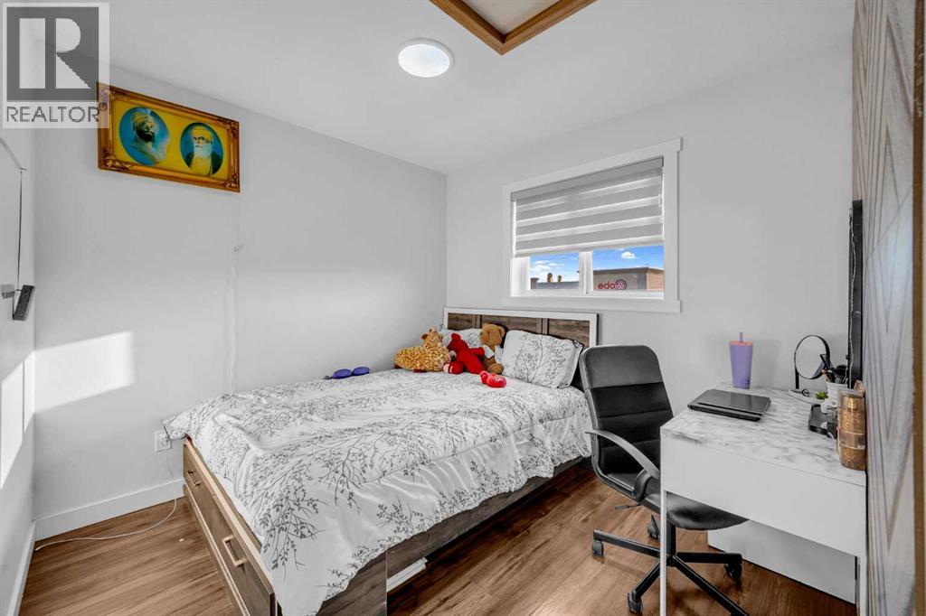 Single Family House for Sale in  Covehaven Road NE Coventry Hills Calgary 
