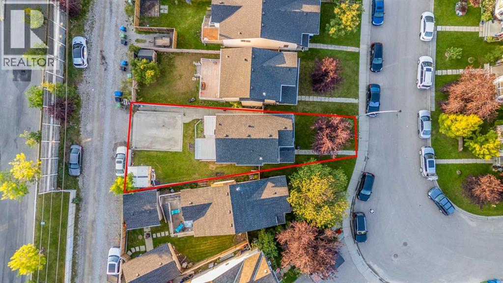 Single Family House for Sale in  Covehaven Road NE Coventry Hills Calgary 