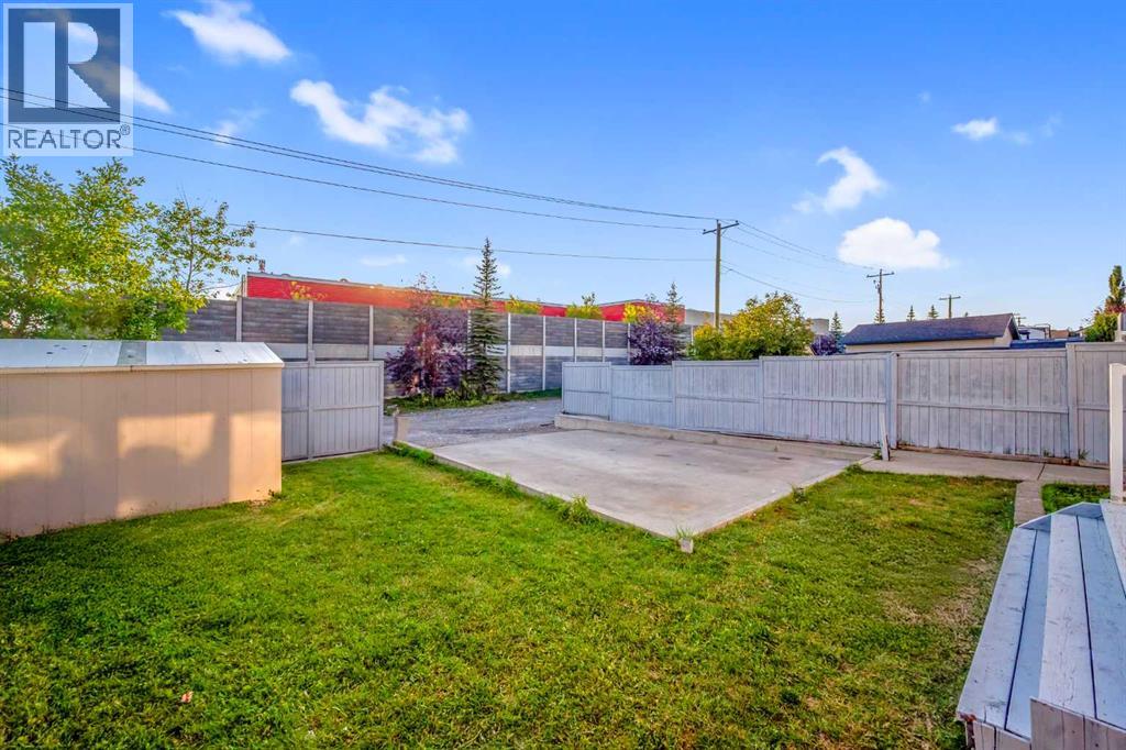 Single Family House for Sale in  Covehaven Road NE Coventry Hills Calgary 