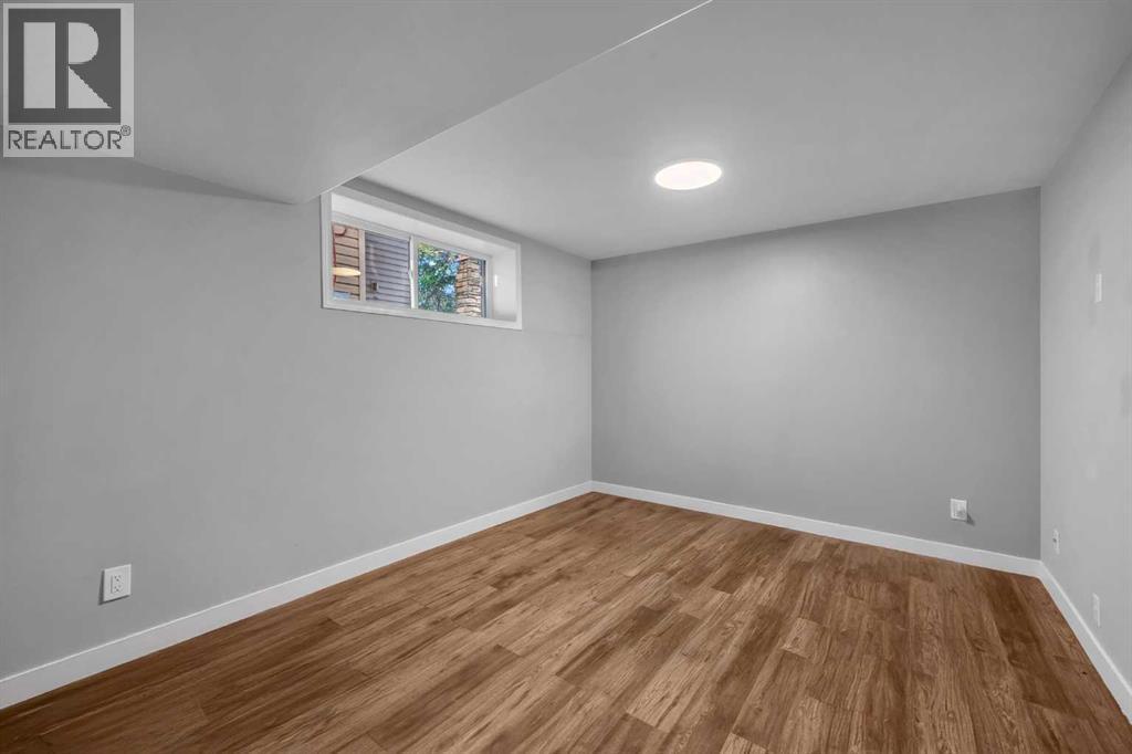 Single Family House for Sale in  Covehaven Road NE Coventry Hills Calgary 