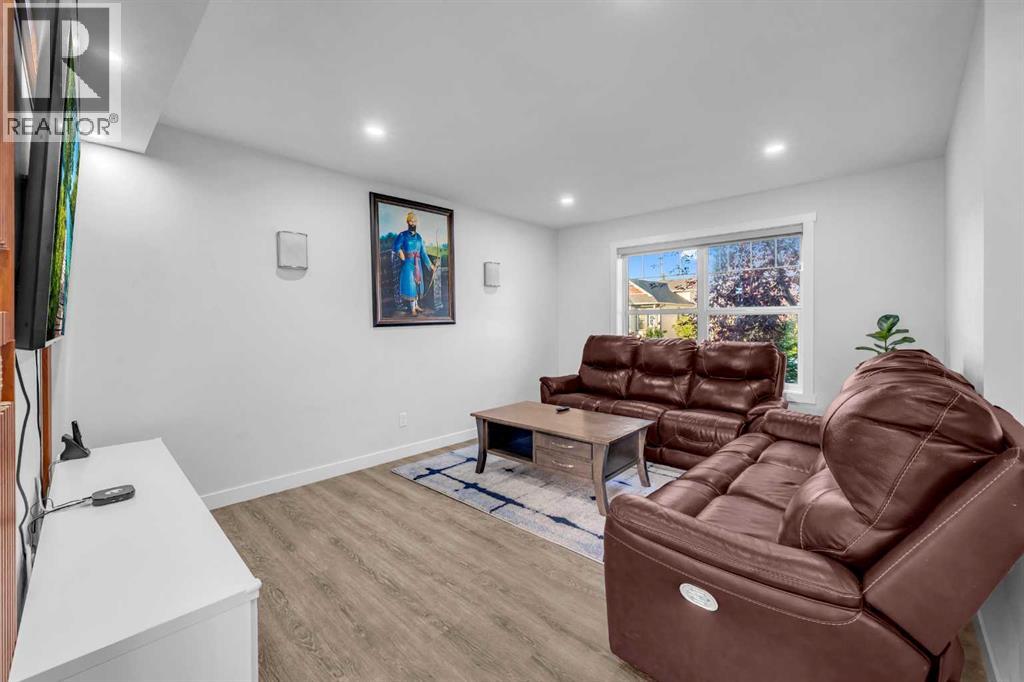 Single Family House for Sale in  Covehaven Road NE Coventry Hills Calgary 