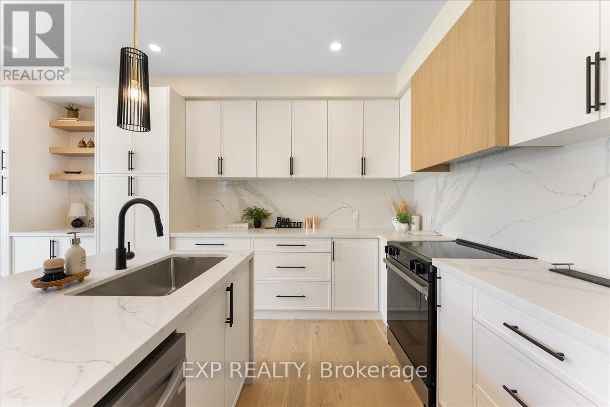 Photo 17 of 246 Symington Avenue, Oshawa ON