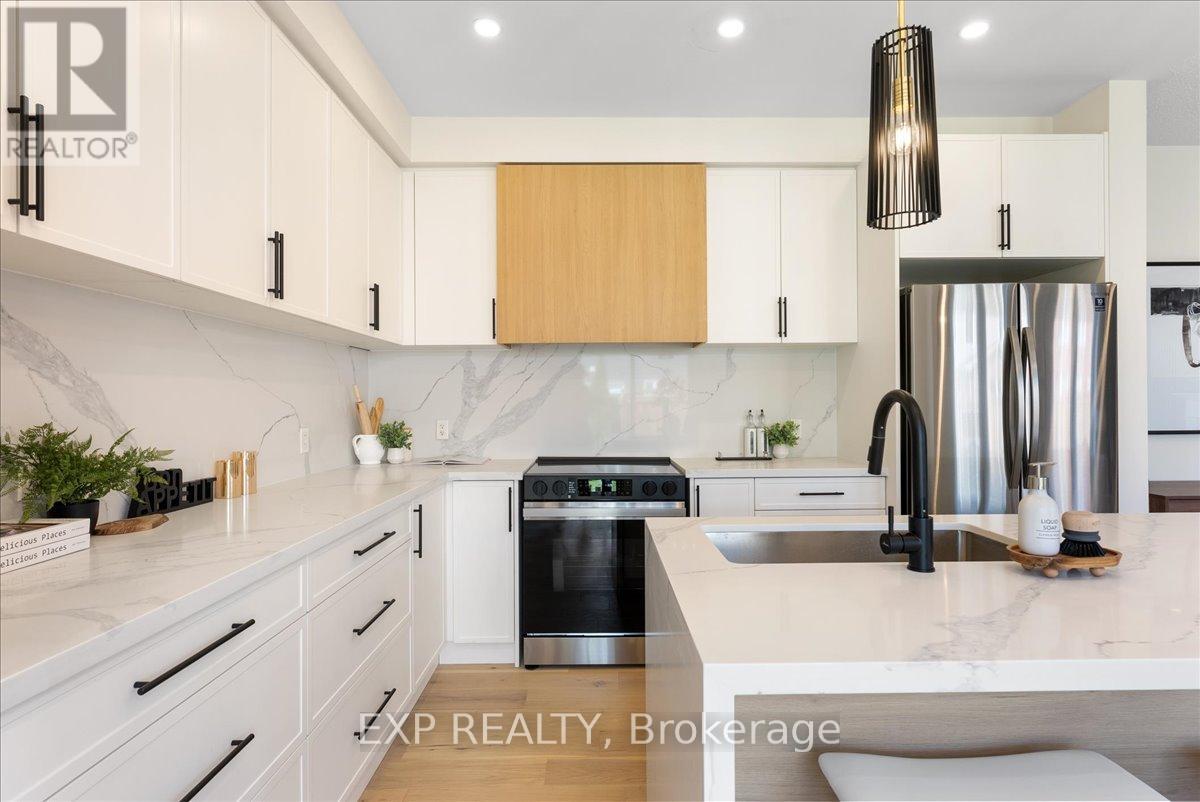 Photo 20 of 246 Symington Avenue, Oshawa ON
