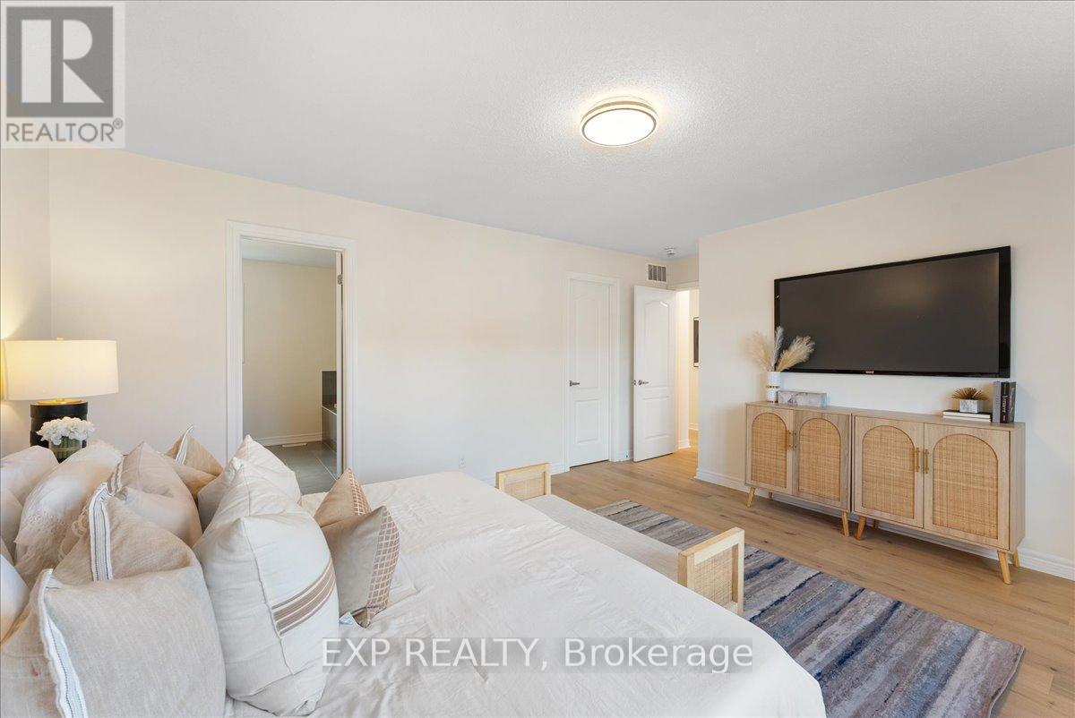 Photo 32 of 246 Symington Avenue, Oshawa ON
