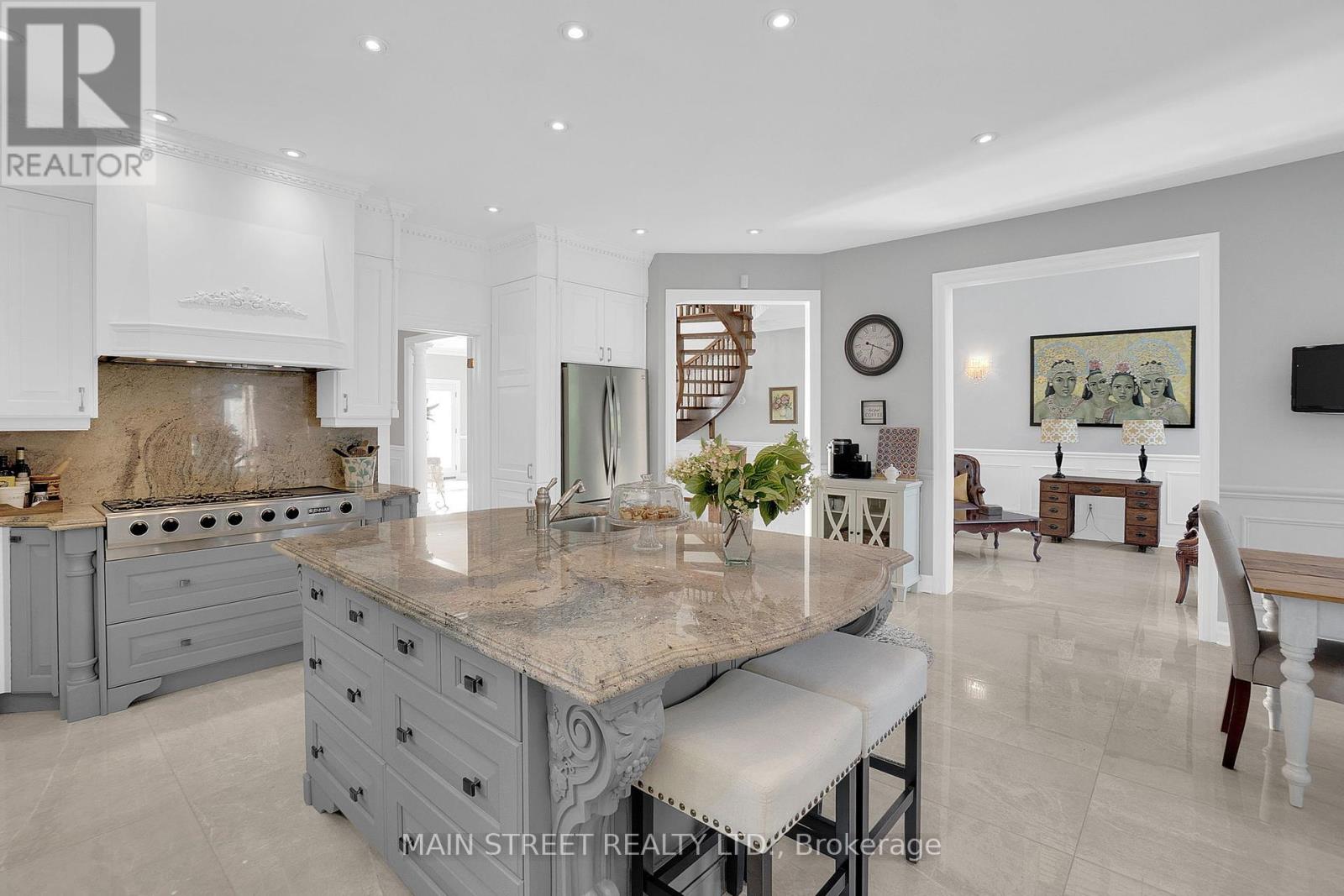Photo 10 of 9 Cedar Ridge Road, Whitchurchstouffville ON