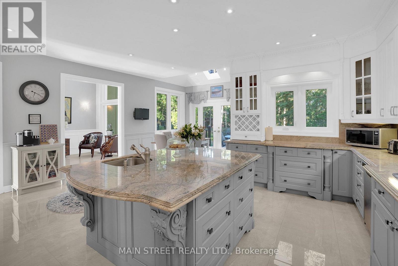 Photo 12 of 9 Cedar Ridge Road, Whitchurchstouffville ON