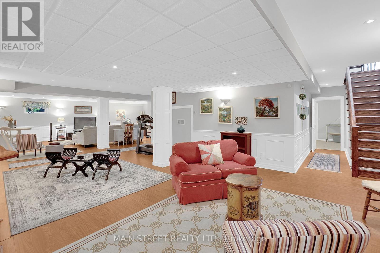 Photo 24 of 9 Cedar Ridge Road, Whitchurchstouffville ON