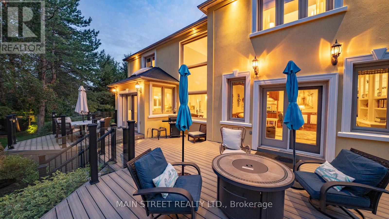 Photo 32 of 9 Cedar Ridge Road, Whitchurchstouffville ON