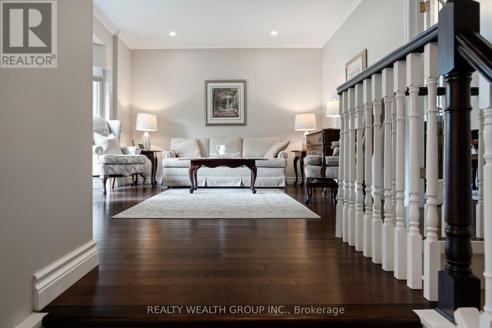 Photo 14 of 86 Alexander Road W, Newmarket ON