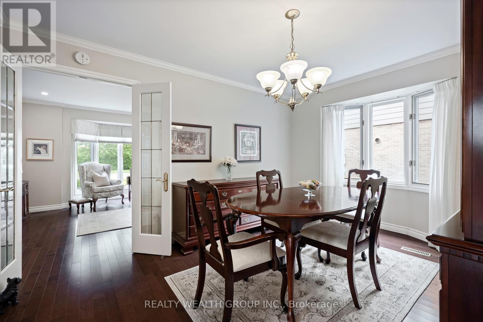 Photo 18 of 86 Alexander Road W, Newmarket ON