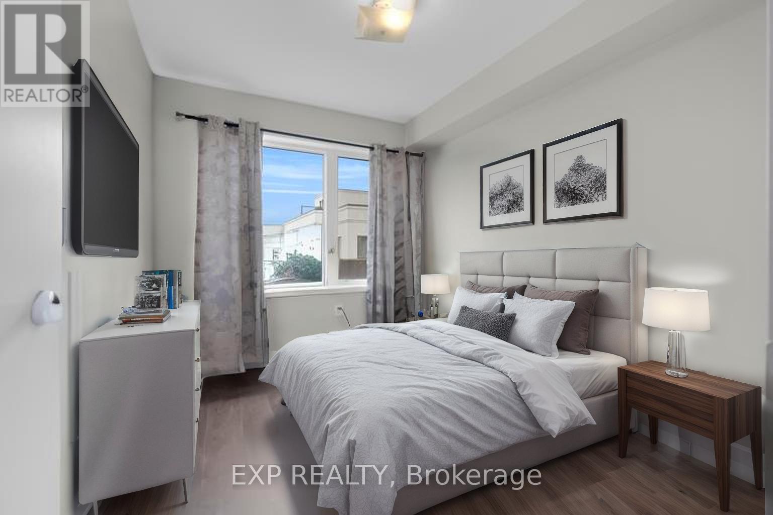 Photo 19 of 112 600 Alex Gardner Circle, Aurora ON