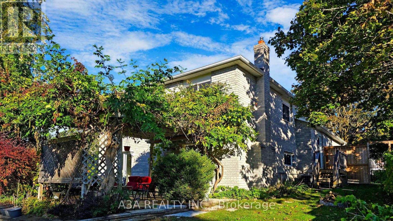 Photo 36 of 17 Beckett Avenue, East Gwillimbury ON