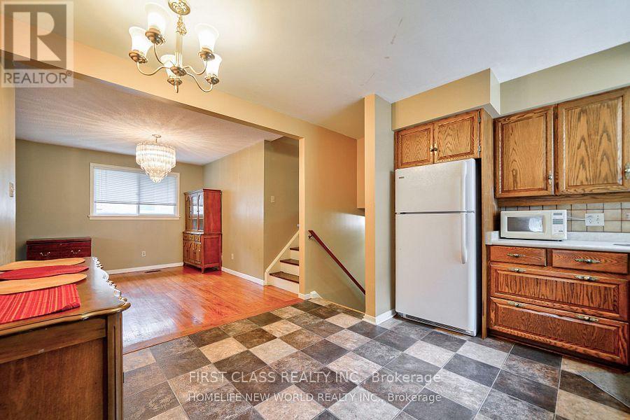 Photo 19 of 24 Markhaven Road, Markham ON
