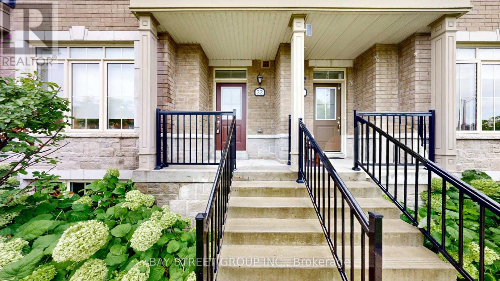 Photo 2 of 22 181 Parktree Drive, Vaughan ON