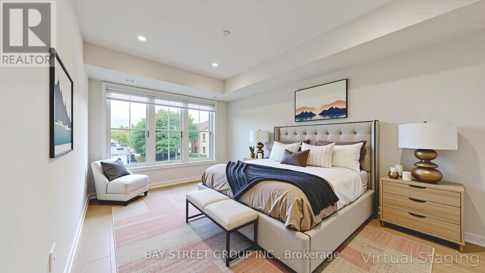 Photo 5 of 22 181 Parktree Drive, Vaughan ON