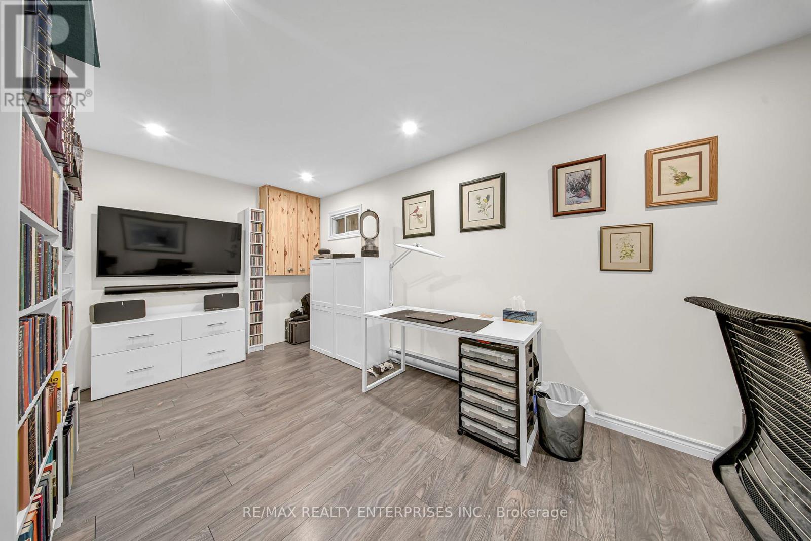 Photo 33 of 5 2056 Lakeshore Road W, Oakville ON