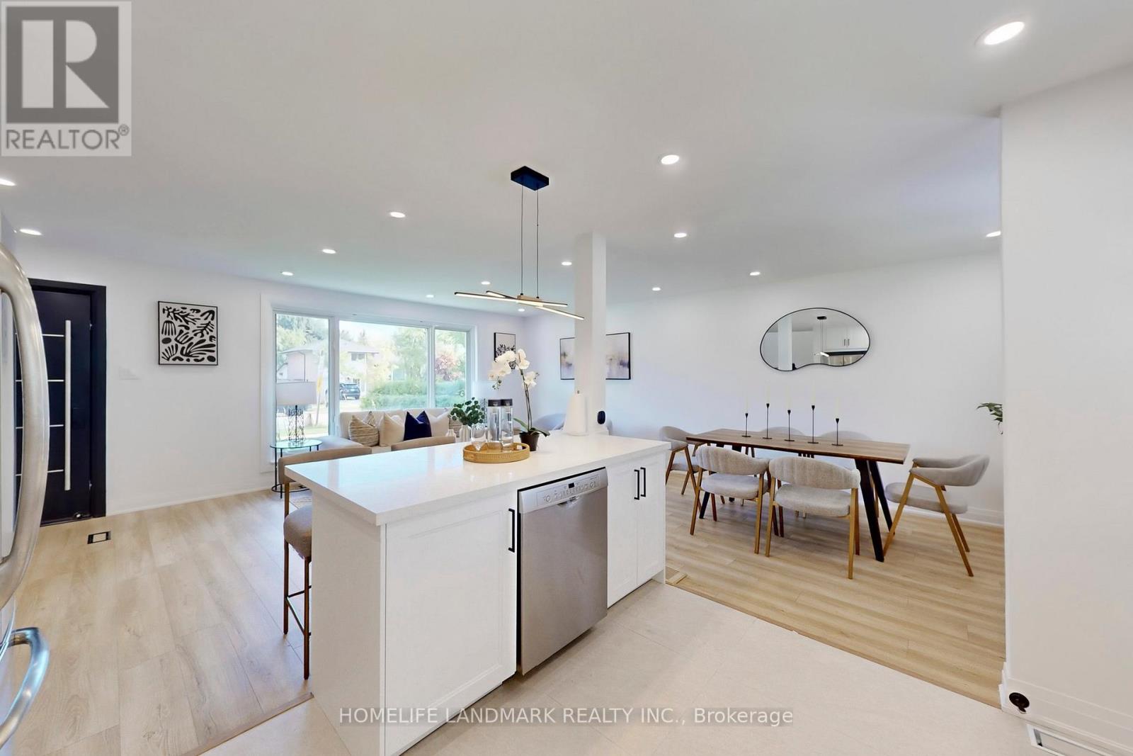 Photo 13 of 1354 Kelly Road, Mississauga ON