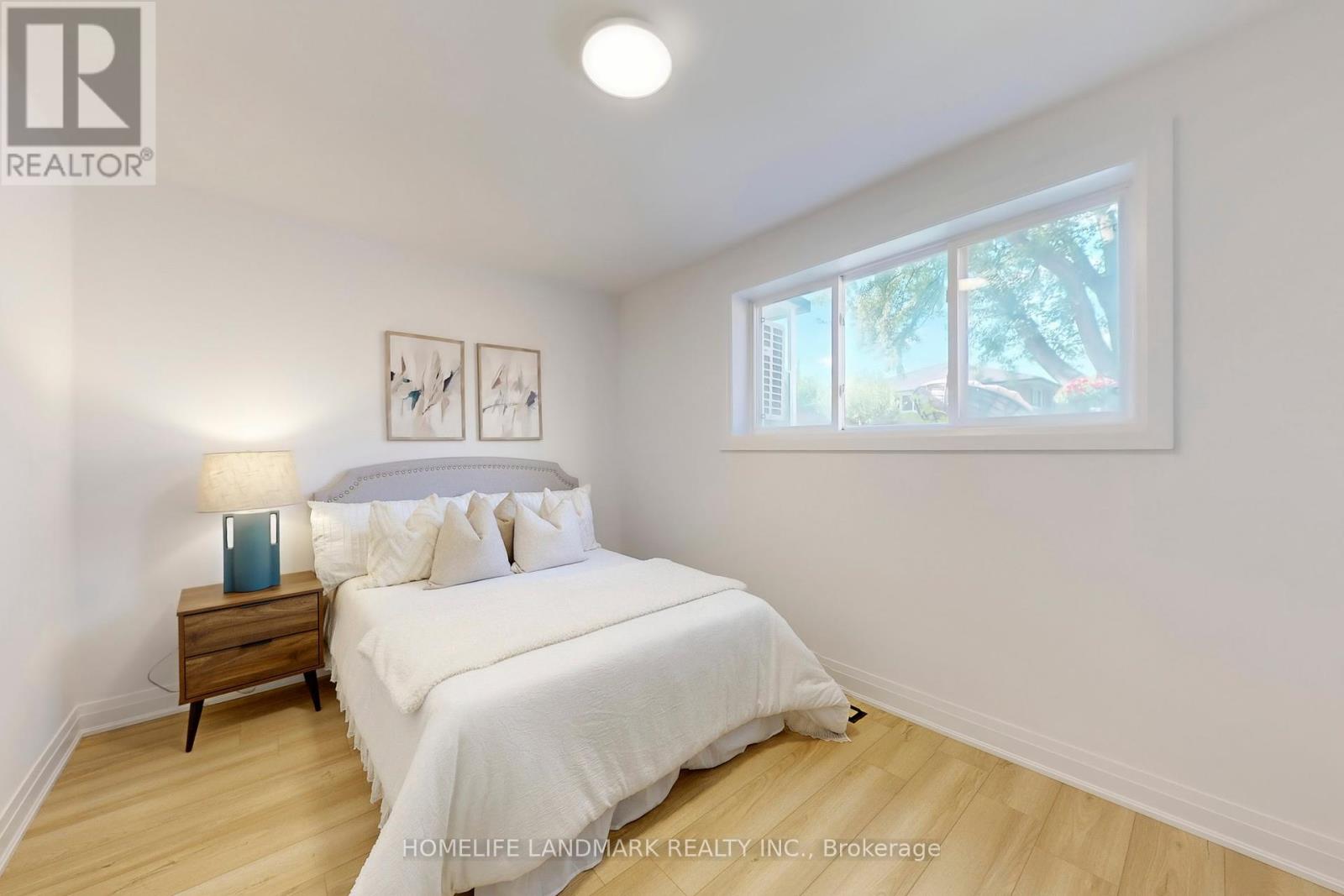Photo 19 of 1354 Kelly Road, Mississauga ON