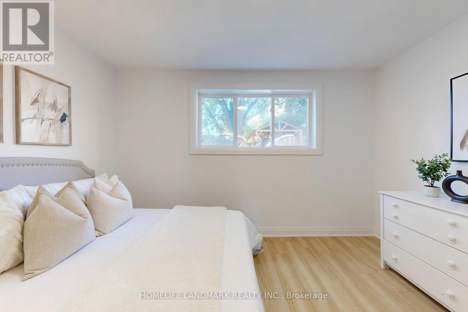 Photo 21 of 1354 Kelly Road, Mississauga ON