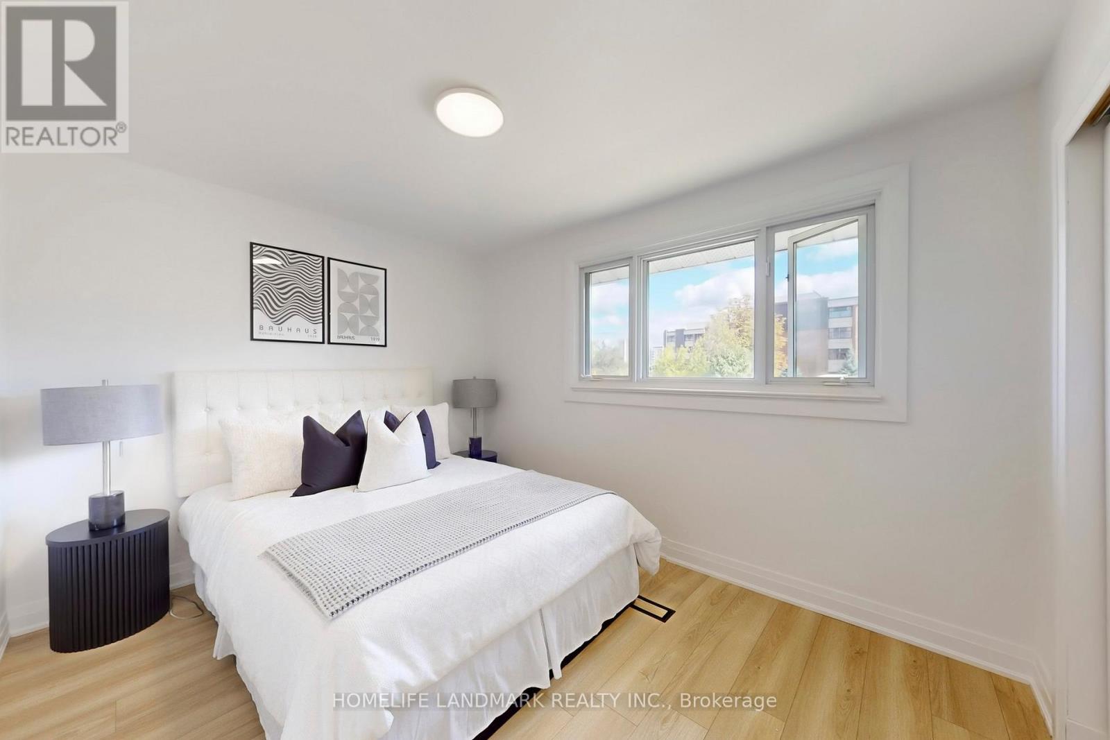 Photo 27 of 1354 Kelly Road, Mississauga ON