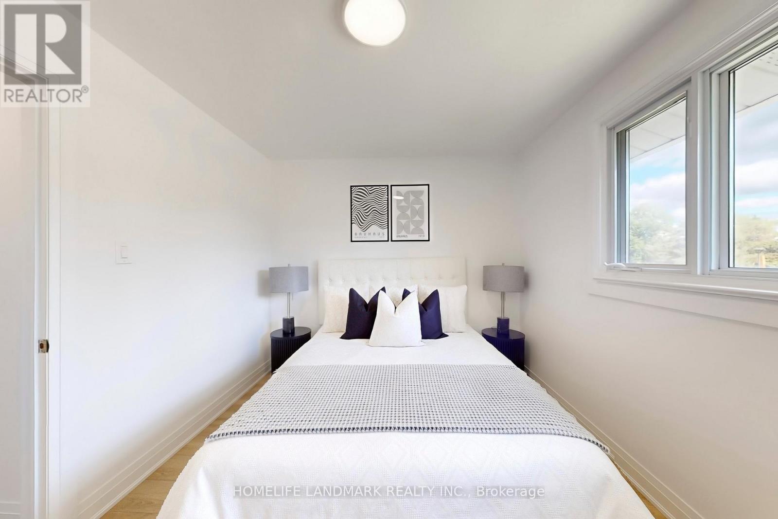 Photo 28 of 1354 Kelly Road, Mississauga ON