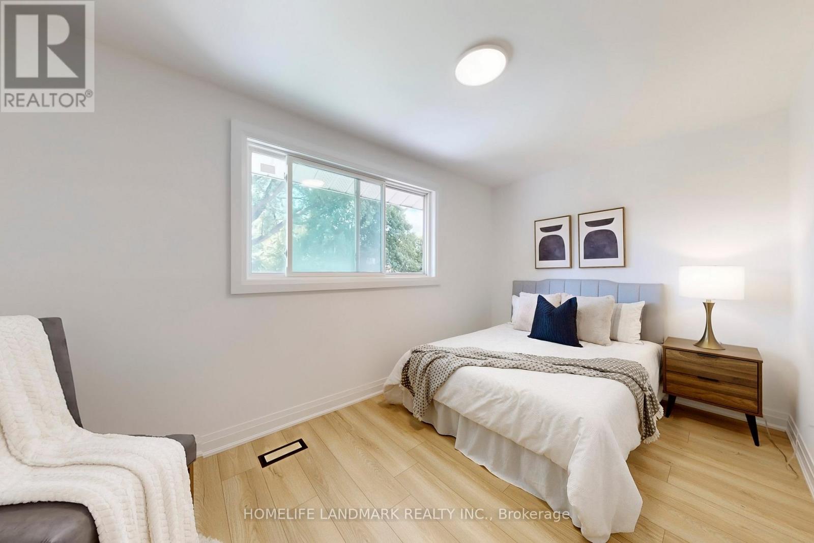 Photo 31 of 1354 Kelly Road, Mississauga ON