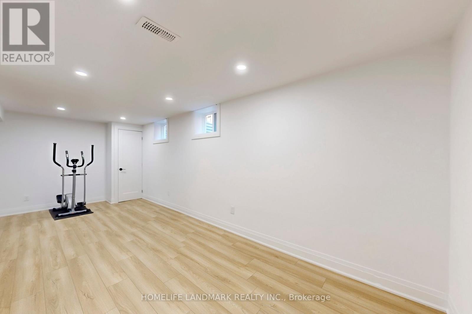 Photo 40 of 1354 Kelly Road, Mississauga ON