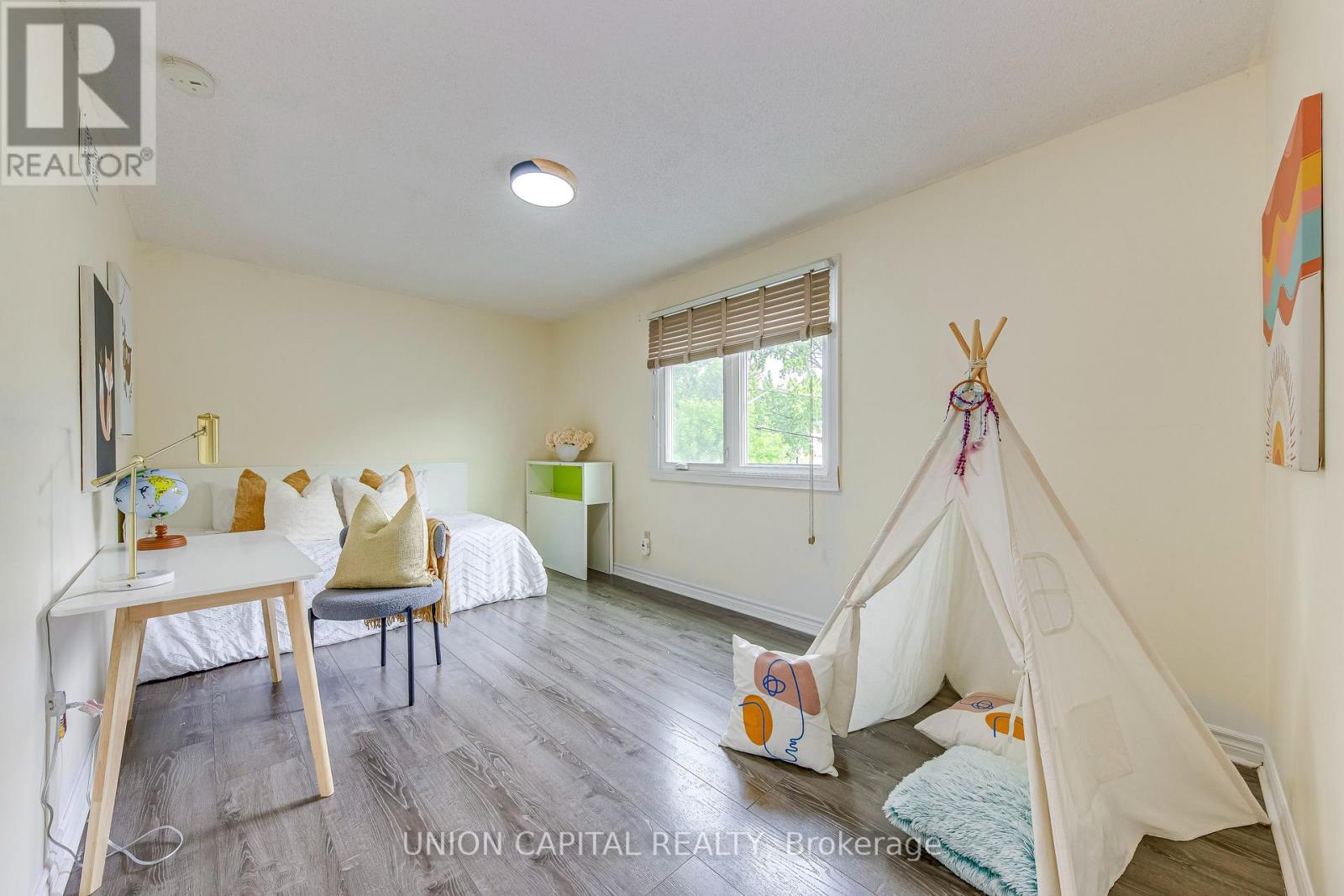 Photo 27 of 1060 Glendor Avenue, Burlington ON