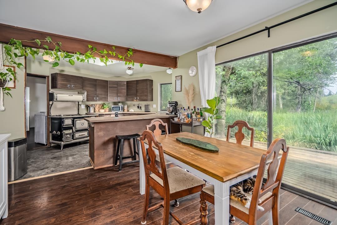 Photo 13 of 26559 58 Street, Langley BC