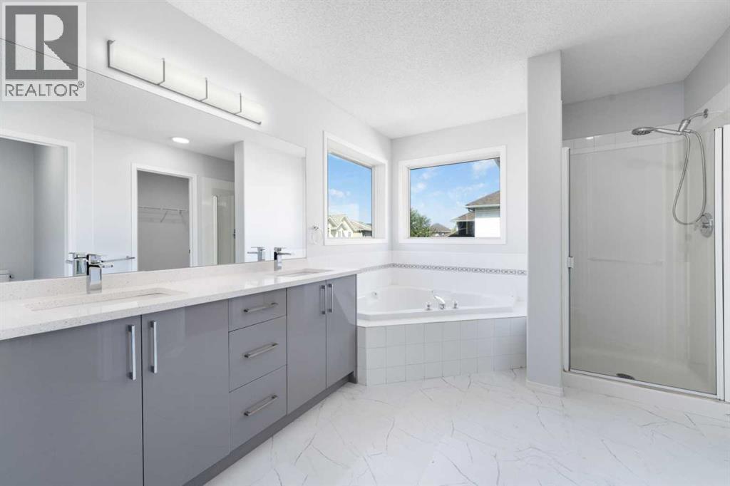 Single Family House for Sale in  Coral Reef Close NE Coral Springs Calgary 