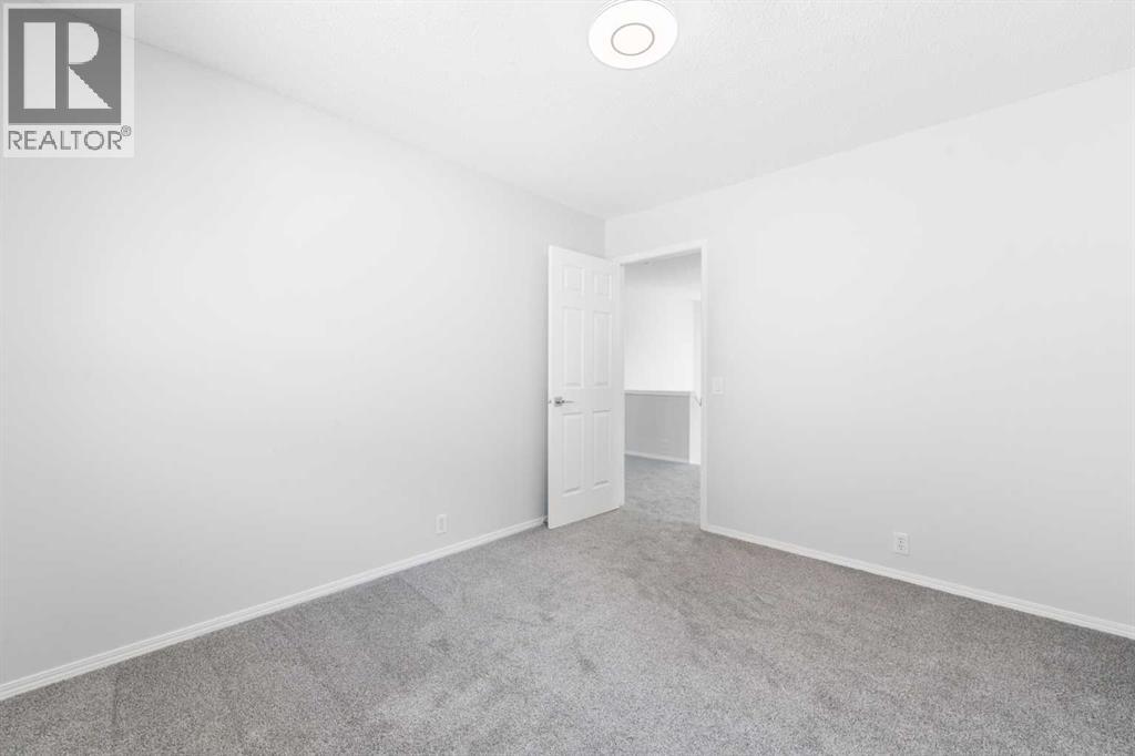 Single Family House for Sale in  Coral Reef Close NE Coral Springs Calgary 
