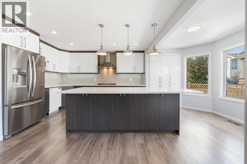 Single Family House for Sale in  Coral Reef Close NE Coral Springs Calgary 