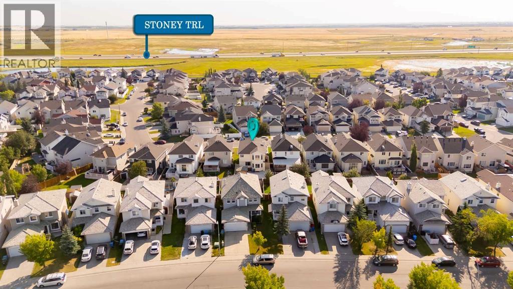 Single Family House for Sale in  Coral Reef Close NE Coral Springs Calgary 