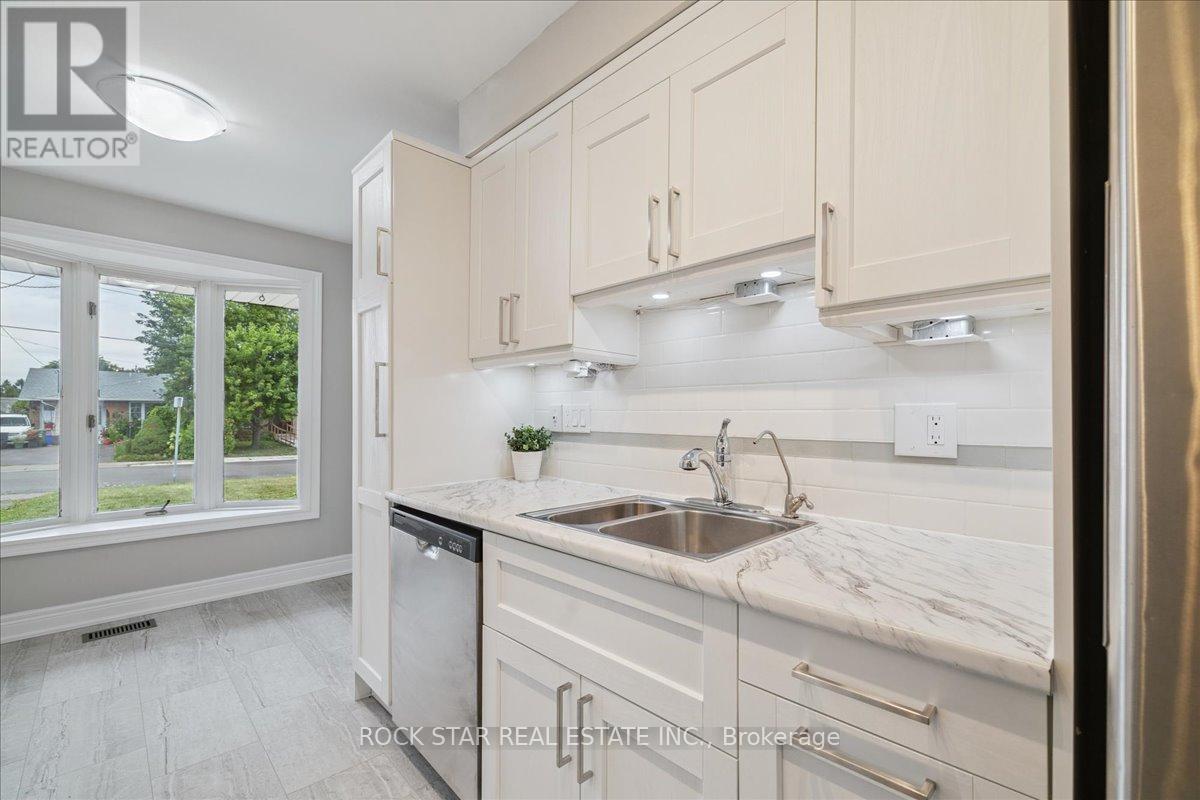 Photo 10 of 61 Adis Avenue, Hamilton ON