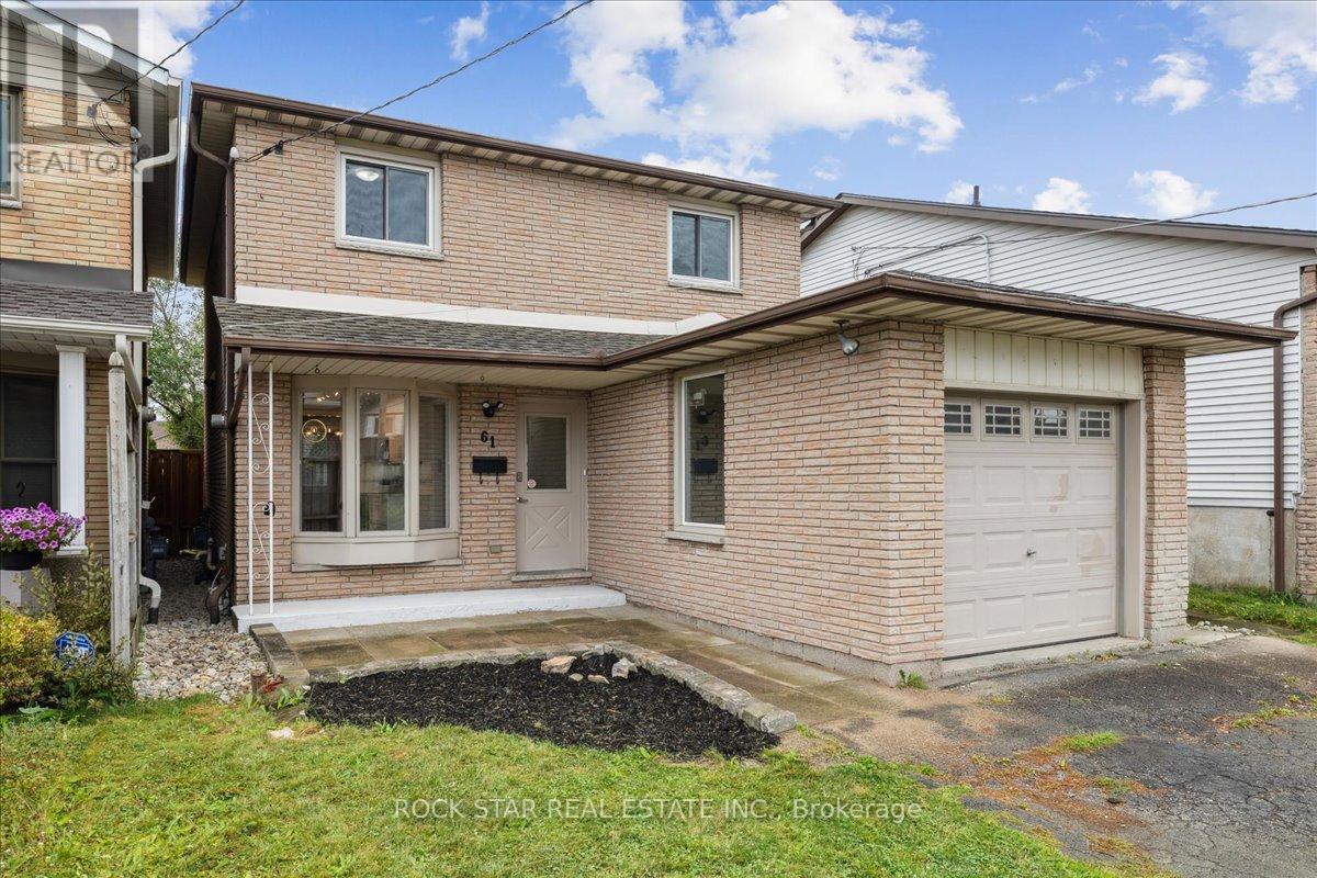 Photo 2 of 61 Adis Avenue, Hamilton ON