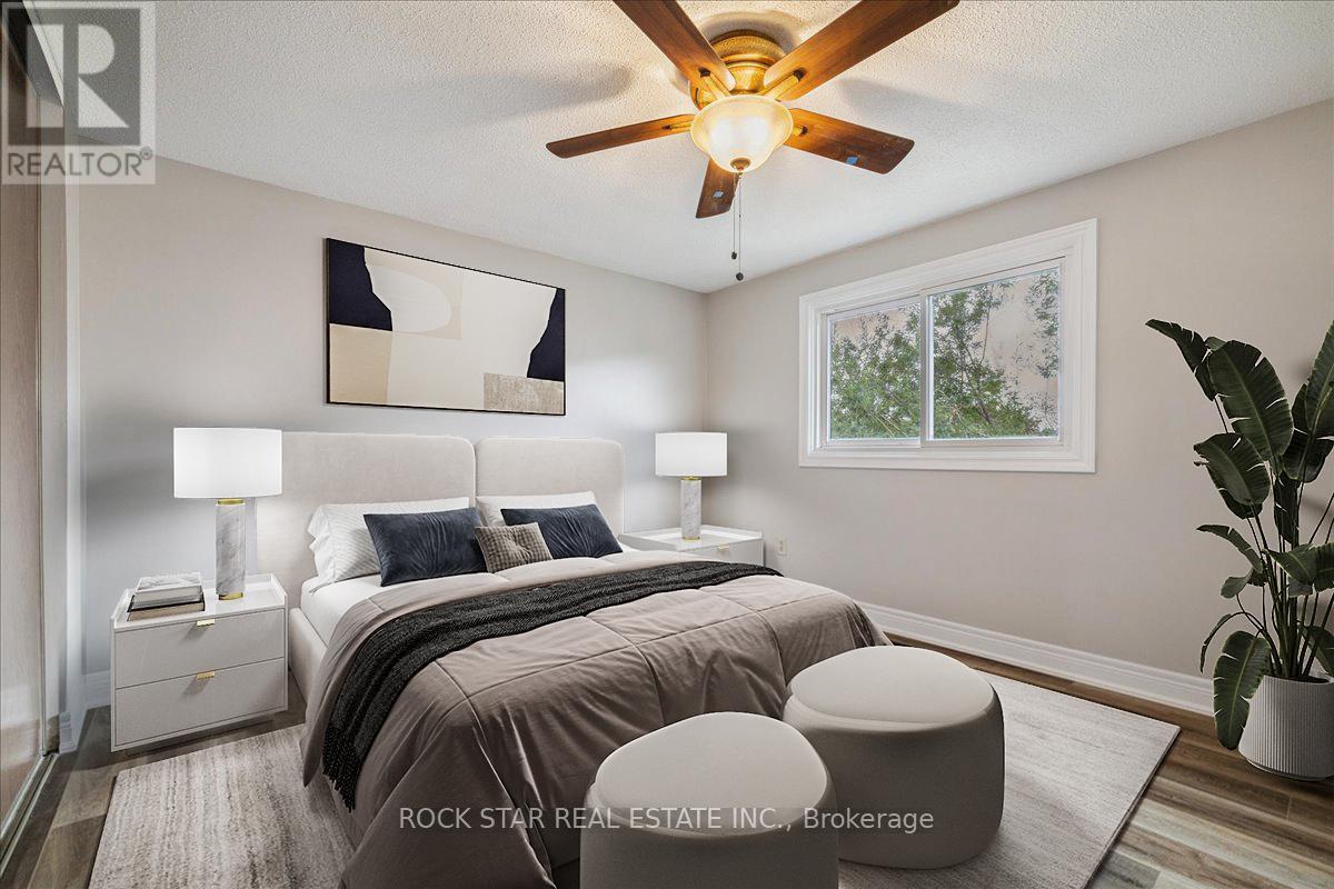 Photo 21 of 61 Adis Avenue, Hamilton ON