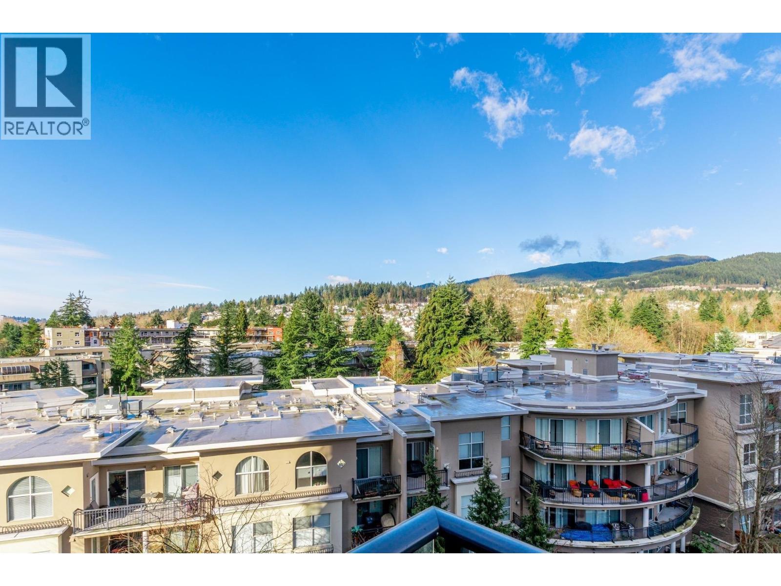 Photo 13 of 801 2959 Glen Drive, Coquitlam BC