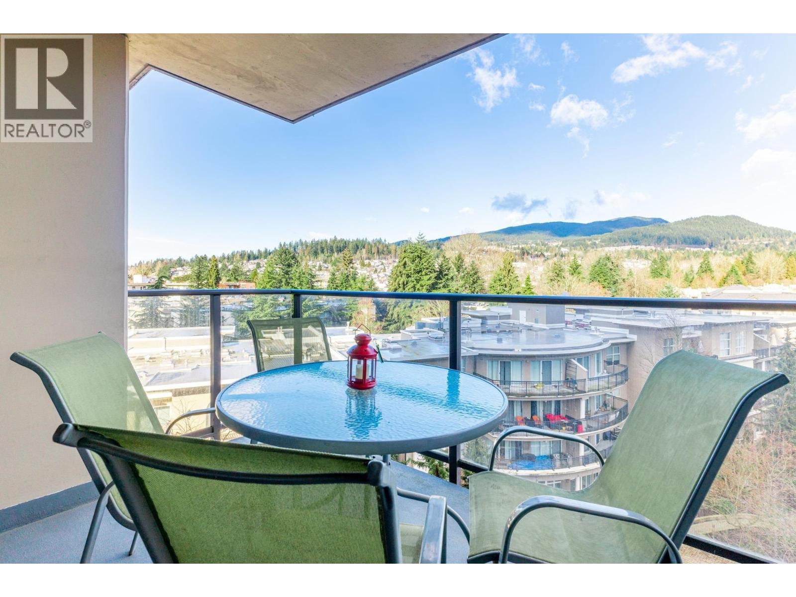 Photo 7 of 801 2959 Glen Drive, Coquitlam BC