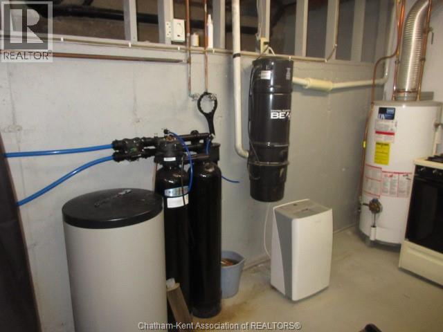 Photo 23 of 7465 Creek Line, Chatham ON