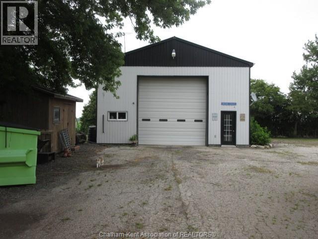 Photo 33 of 7465 Creek Line, Chatham ON
