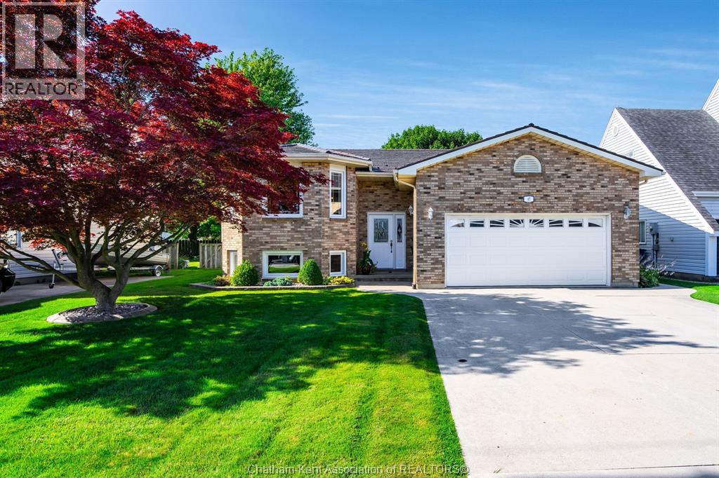 Photo 1 of 47 Mckee Road, Wallaceburg ON