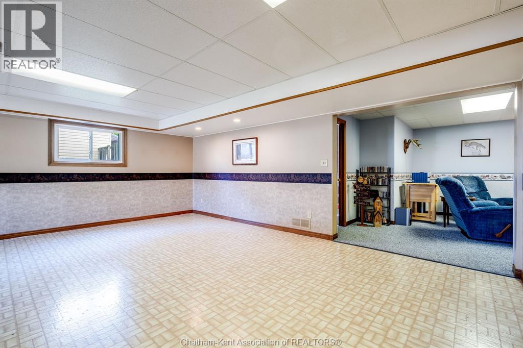 Photo 22 of 47 Mckee Road, Wallaceburg ON